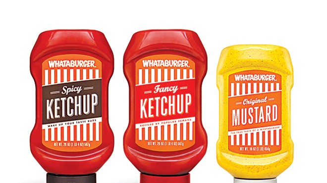 Industry News: Whataburger ketchup online, Lobster Fest, Urth goes Green