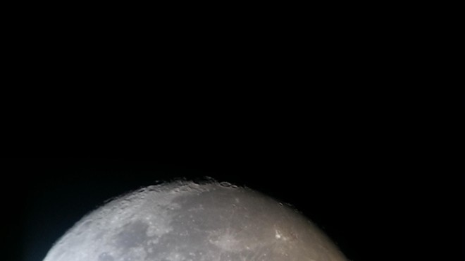 [Photo] Moon Over McAllister