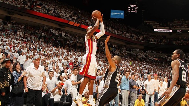 Spurs Vie for Ray Allen