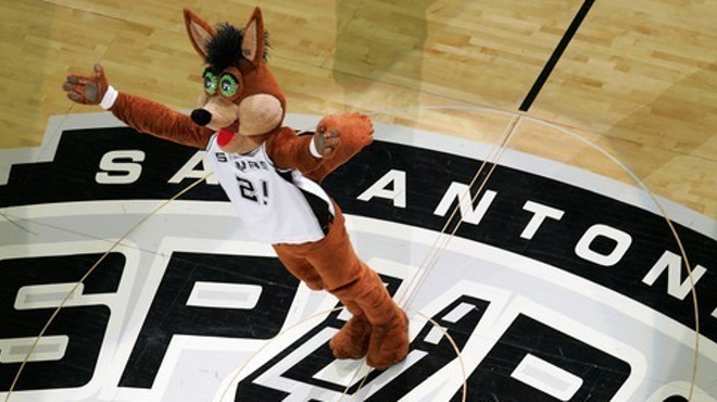 Spurs Holding Final Audition for Co-ed Hype Team This Sunday