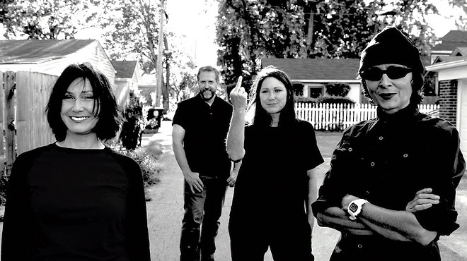 The Breeders Stopping by the Aztec Theatre to Support New Album, Play 'Cannonball'