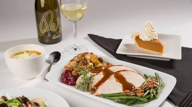 Perry's Steakhouse & Grille Announces Thanksgiving Menu