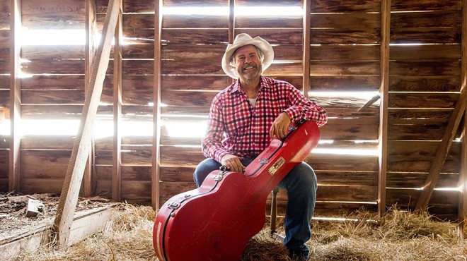 Robert Earl Keen Stopping By Aztec for Americana Christmas Show