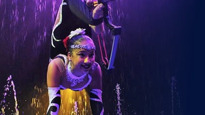 Cirque Italia Splashing San Antonio with Dramatic Water Circus