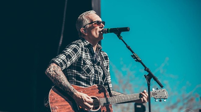 Everclear frontman Art Alexakis rocking out with his acoustic out.