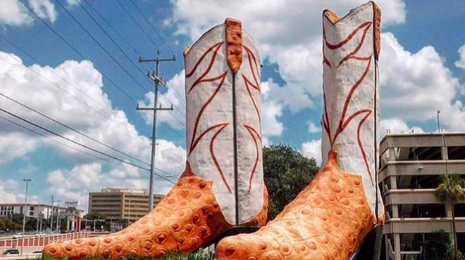 ‘Daddy-O’ Wade, the Artist Who Created the Giant Cowboy Boots Outside San Antonio's North Star Mall, Has Died (3)