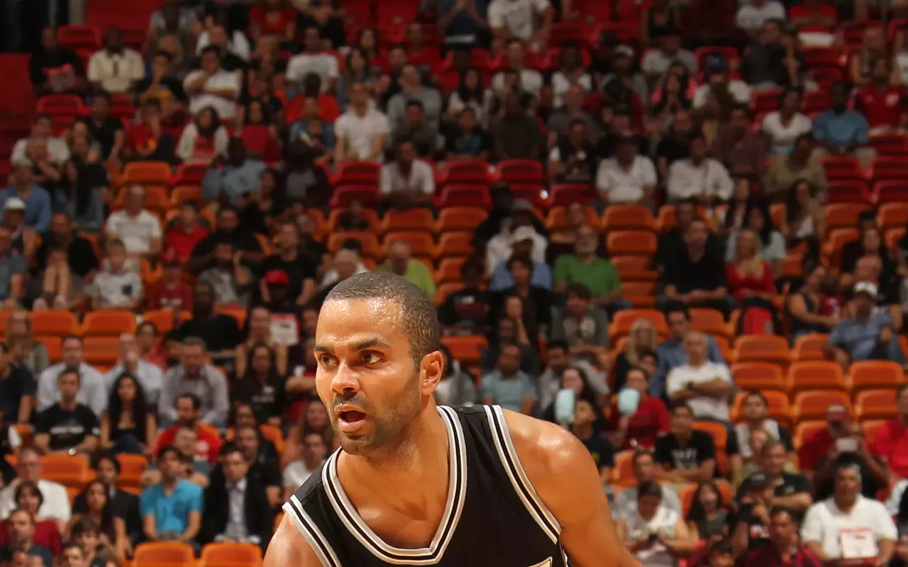 Image: Spurs vs. Clippers