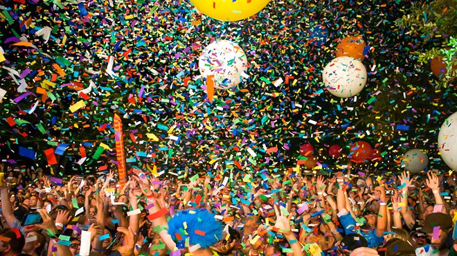 The Flaming Lips brought all the confettis.