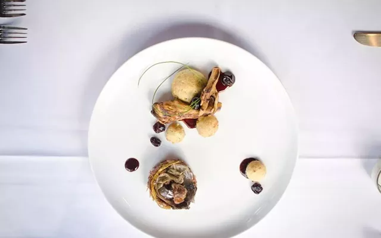 Image: Ford Holiday River Lighting Parade 3-Course Dinner