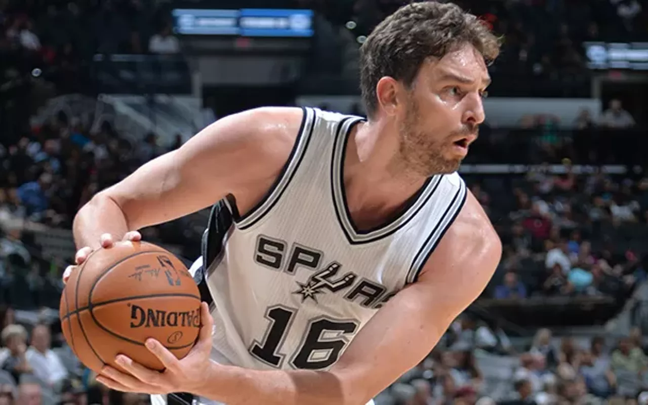 Image: San Antonio Spurs vs. Cleveland Cavaliers