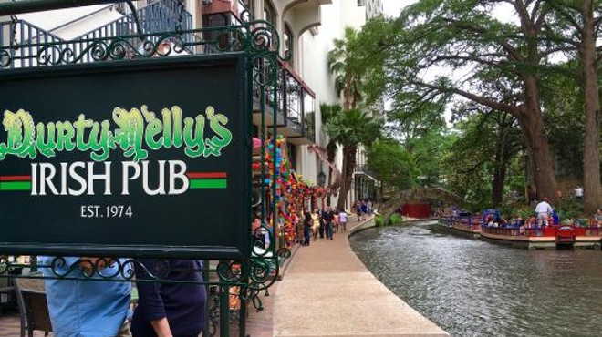 San Antonio's Durty Nelly's Is Closing For Remodeling