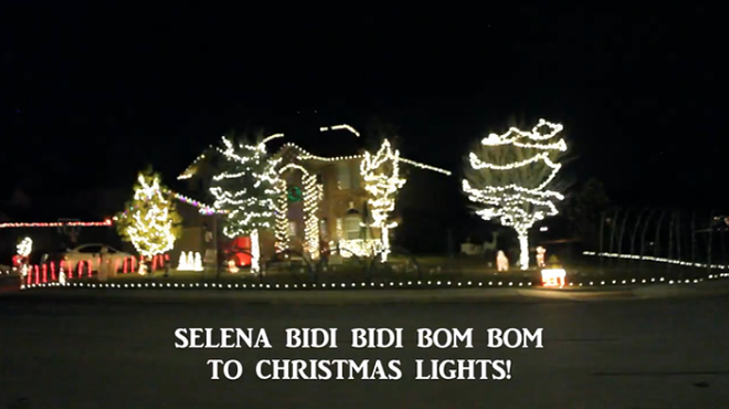 This Family Synced Their Christmas Lights to a Selena Song and It's Perfect