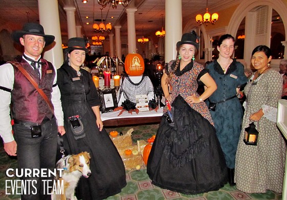 Sisters Grimm Ghost Tour at the Menger Hotel