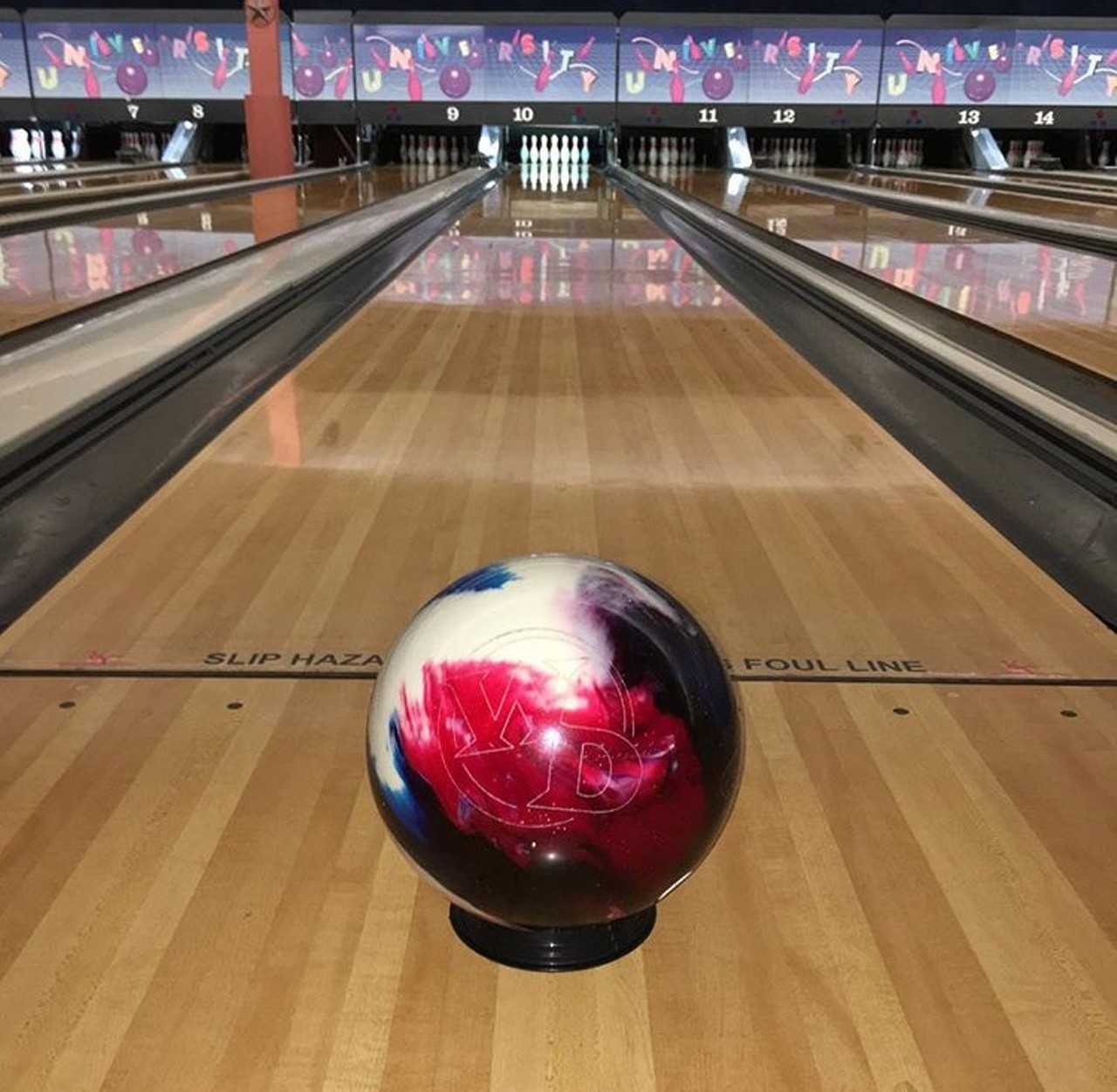 University Bowl
12332 I-10 #10, (210) 699-6235, ubbowl.com
University Bowl has 32 fully animated lanes, an arcade and a pub stocked full of delicious drinks. What more could you ask for?
Photo via Instagram / mig.satx