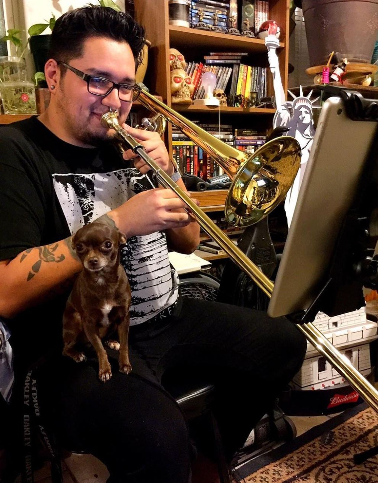 Julian Escobedo aka JulesTheHuman
Hosting a variety of content such as influencer-related how-tos, various tags, story times, movie reviews, and memes of the month, Julian Escobedo is a person of many interests. Did you know he can also play the trombone?
Photo via Instagram / julesthehuman