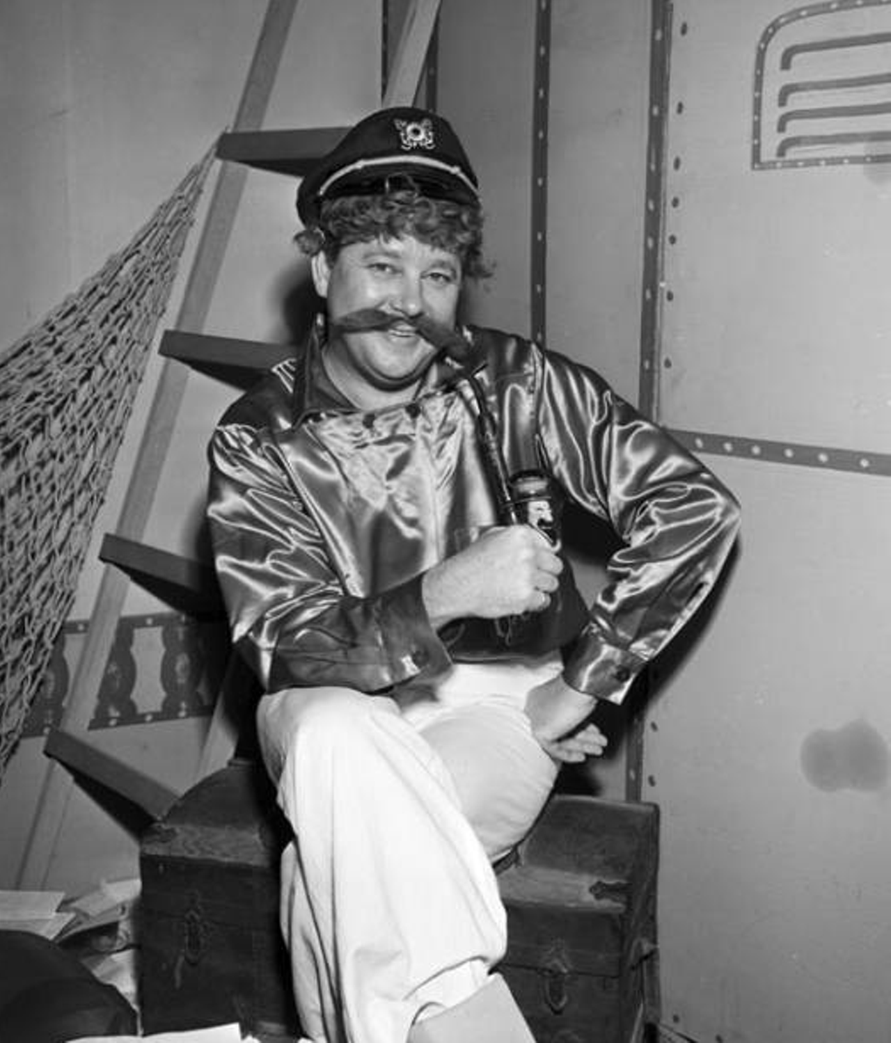 Captain Gus
Ba-ding bing! Older folks will remember Captain Gus from the childhood. The character, played by Joe Alston, was part of the children’s program that ran from 1953 to 1979. The local personality passed away in 1989 at the age of 71.
Photo via UTSA Libraries Digital Collections