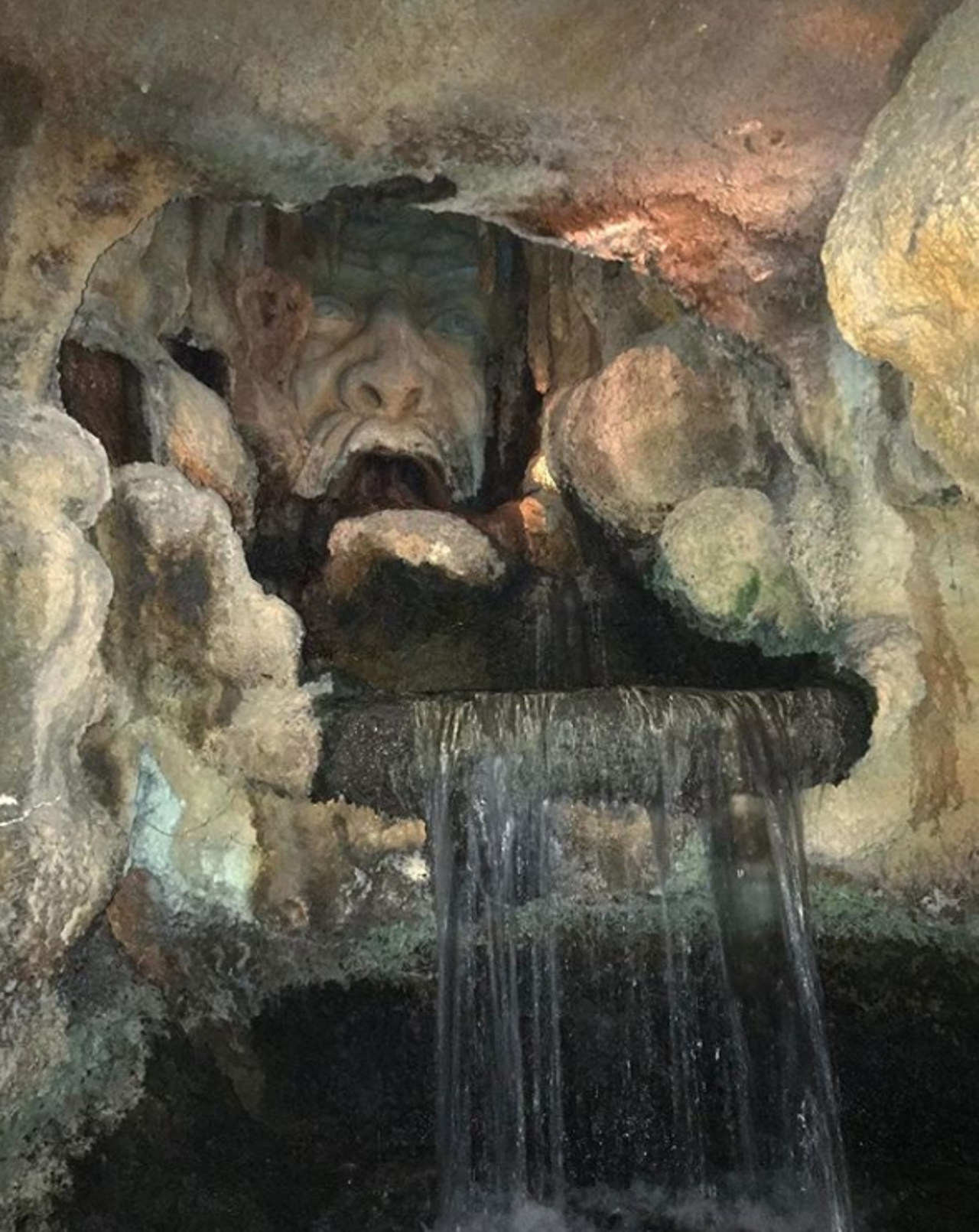 The Grotto
1277 Camden St
Forget about the restaurants and clubs on the River Walk, there’s a true sight awaiting you at the Grotto. You can see small waterfalls and a creepy as hell face in the rocks that make makes for an interesting spot.
Photo via Instagram / dklandez