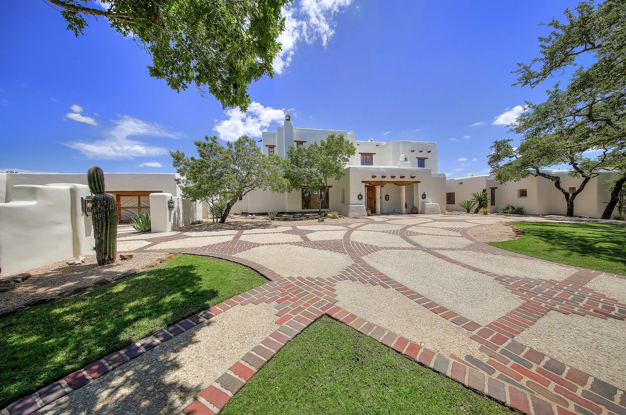 The estate is spread across a very-secluded 12.2 private acres.