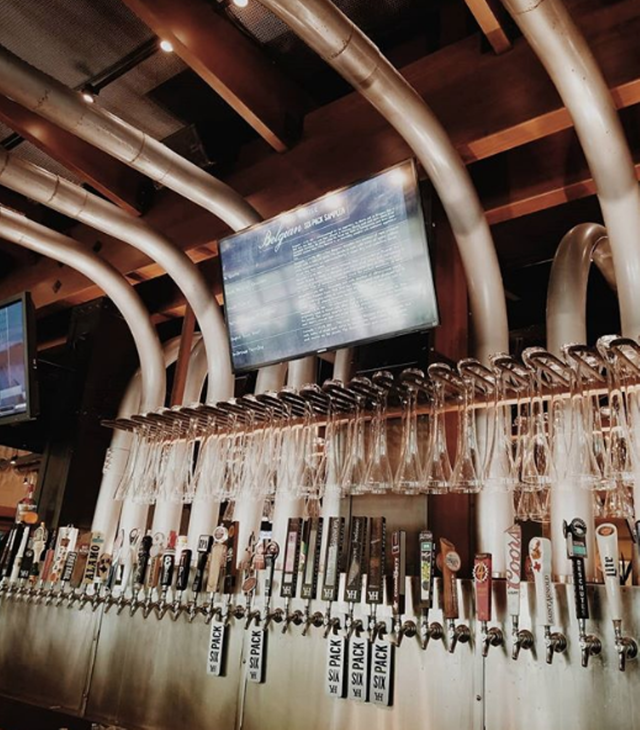 Yard House
Multiple locations, yardhouse.com
This is the place for flavor. There’s plenty of sauce choices – between Korean, Jamaican Jerk and whiskey black pepper — you can’t go wrong.
Photo via Instagram / grapes_of_roth