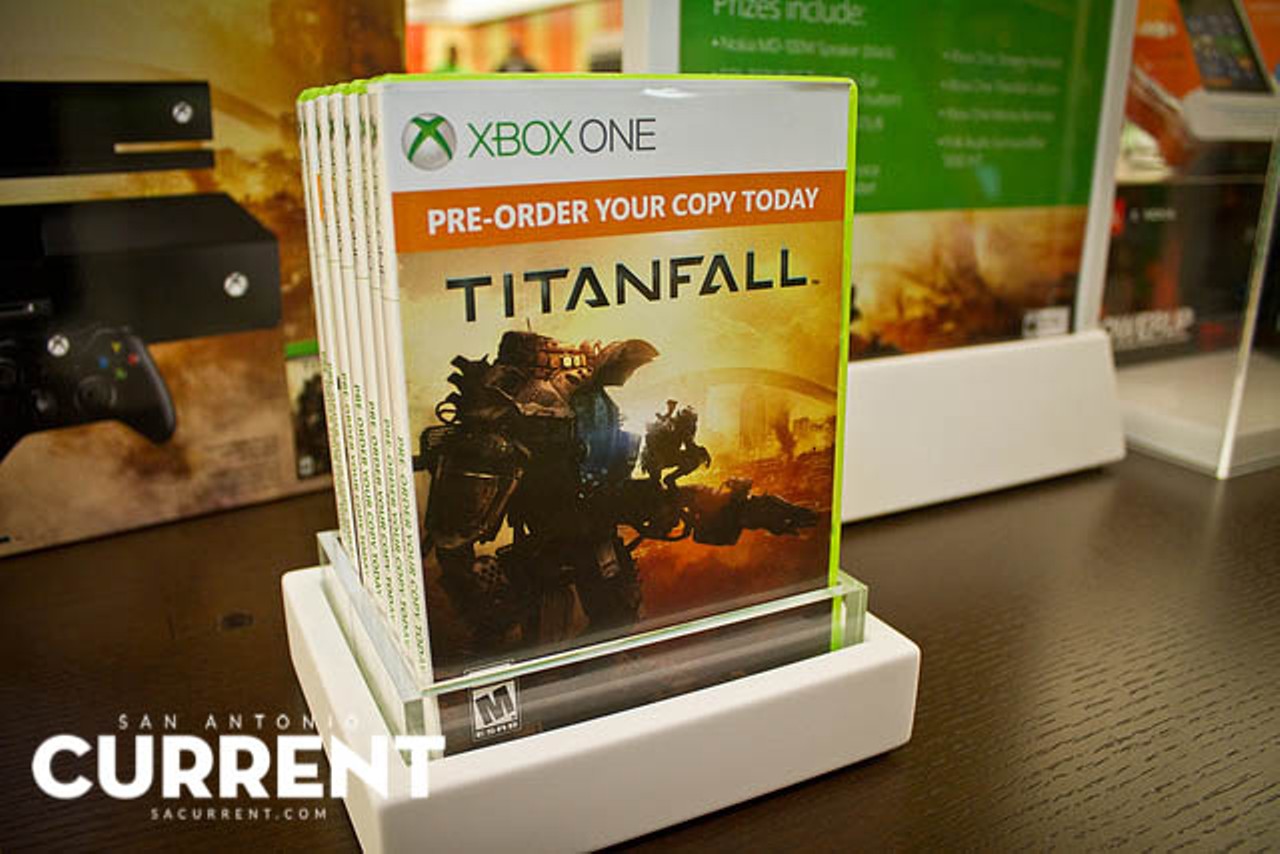 Photos from Titanfall Release Party @ Microsoft La Cantera