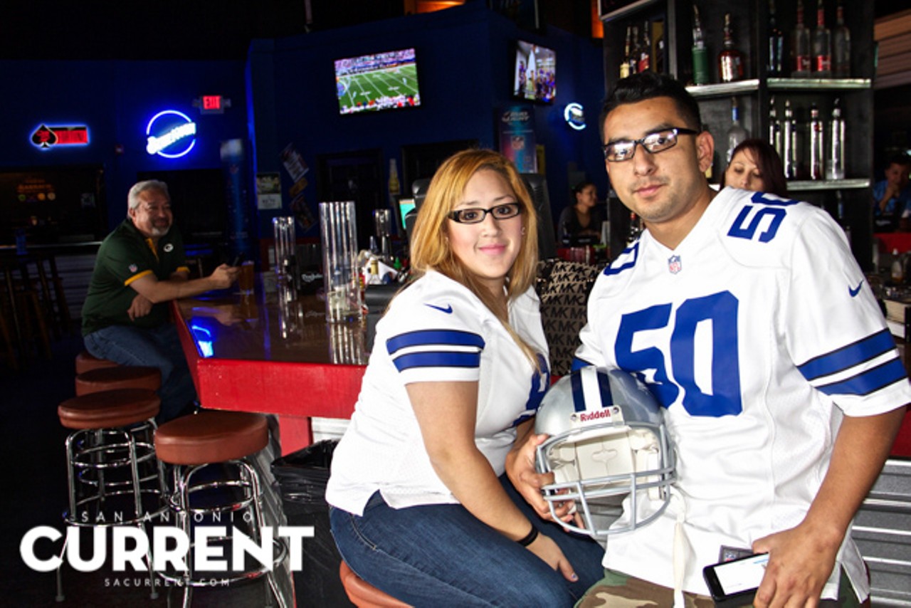 20 Photos from the 4th Quarter Sports Bar