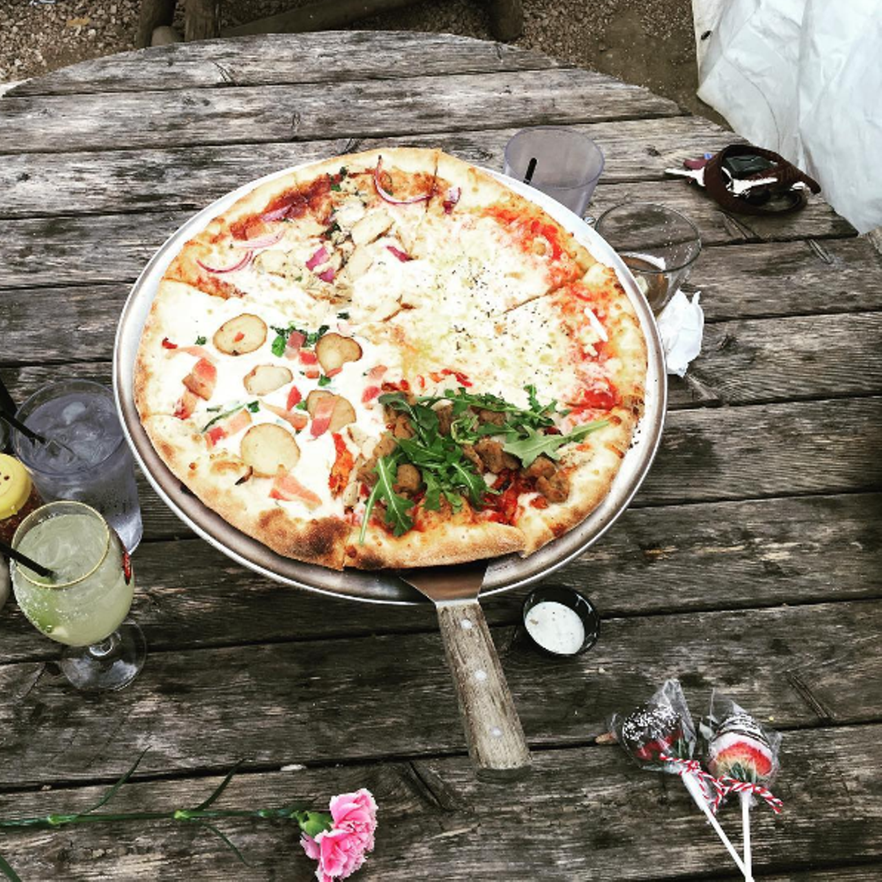 Fralo's Pizza
23651 West IH-10, (210) 698-6616
Photo via Instagram/mdelafuego
