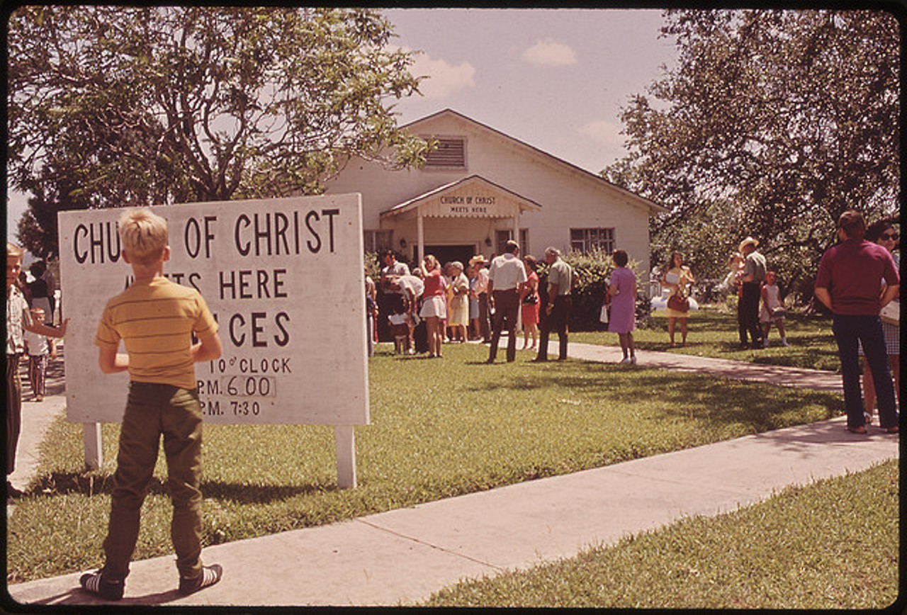 Leakey's Church of Christ after Sunday Services, 07/1972
