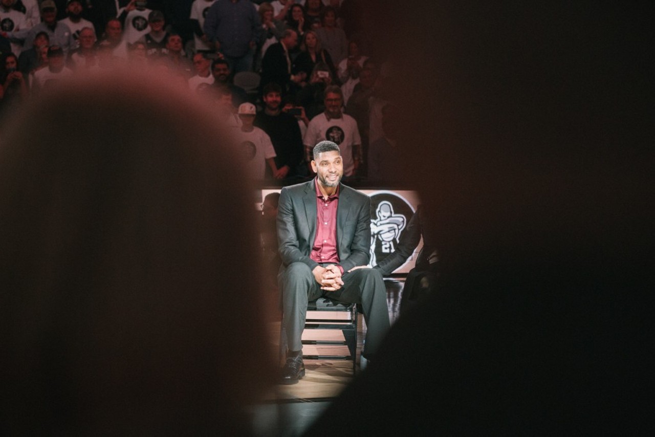 Tim Duncan's Jersey Retirement Brings an Emotional Night to AT&T Center