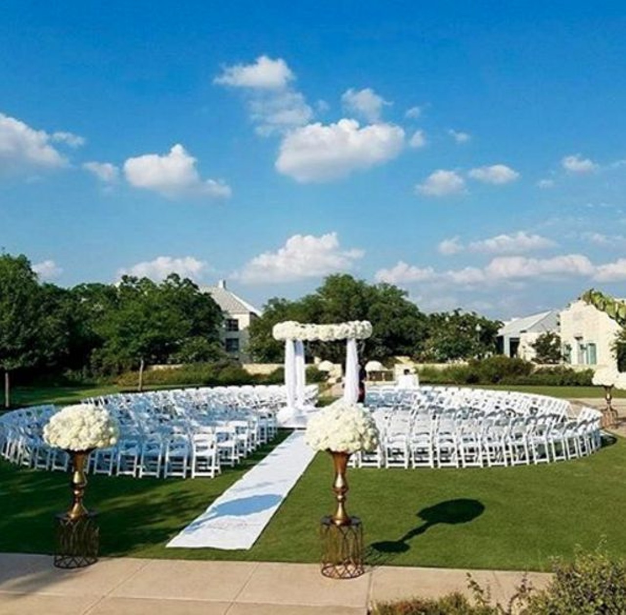 Hyatt Regency Hill Country
Experience the Hill Country without leaving city limits. You&#146;ll have plenty of options for your nuptials: the Courtyard Deck, the plaza, in the garden or on the lawn, in one of the three ballrooms, or two different pavilions.
9800 Hyatt Resort Dr, hillcountry.regency.hyatt.com
Photo by weddingsbydb via Instagram, hyatthillcountry