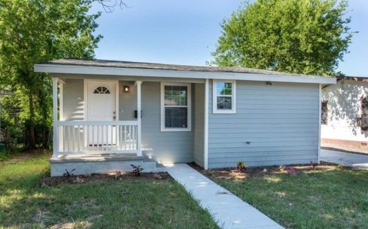  2362 Burnet St., 78202
$105,000, 2 beds, 1 bath, 684 square feet, 6,970 sq.ft. lot
With a under 1,000 square feet, this home is ideal for any person or couple who is looking to spend some time in the backyard or dreams of having their own Instagram-ready garden. There&#146;s plenty of space for outdoor entertaining with a cozy vibe inside the home. Built in 1949, this home has undergone several renovations and updates.