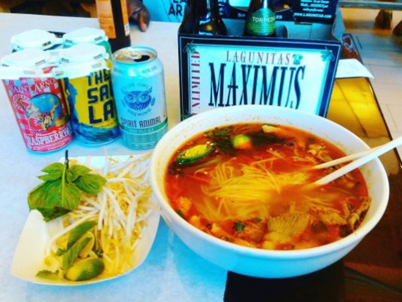 LA Crawfish 
10919 Culebra Road, (210) 688-9123 
Cajun food and beer is a perfect duo. Enjoy some Cajun and Asian inspired dishes while sipping on an ice-cold brew.
Photo via Instagram, thebrink1