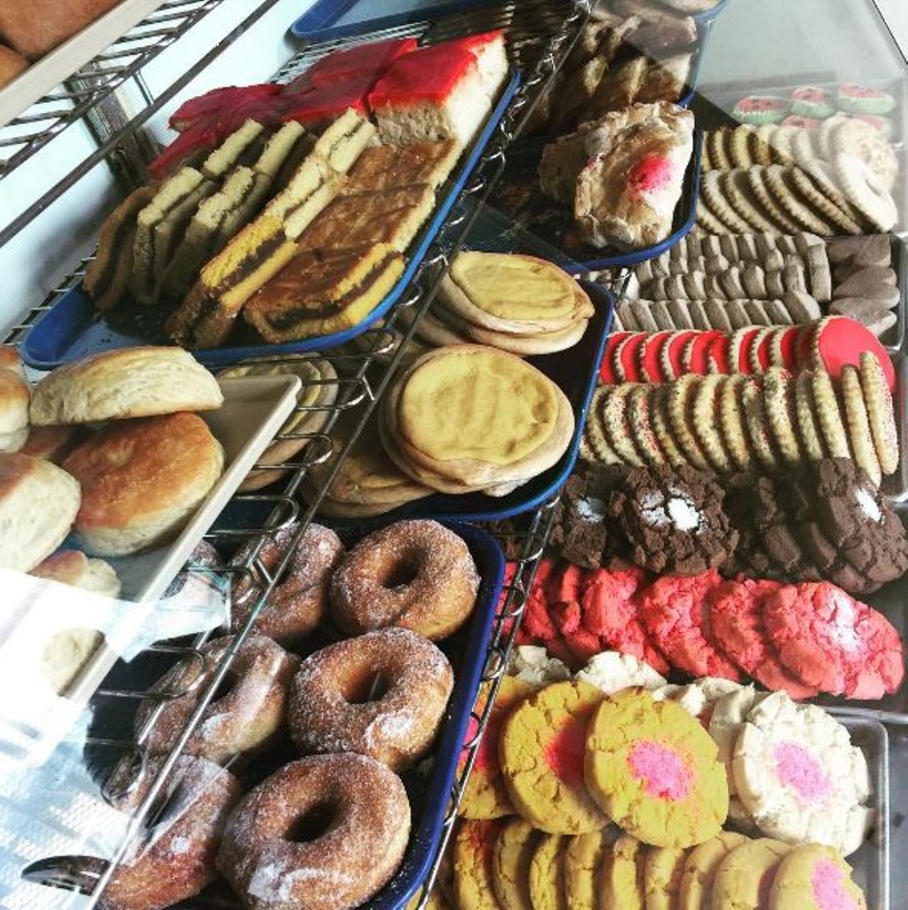 La Familia Bakery
2314 S. Flores St., (210) 320-6079
It's all in the name with this place, because what better place to treat your abuela to than La Familia?
Photo via Instagram, starwheel66