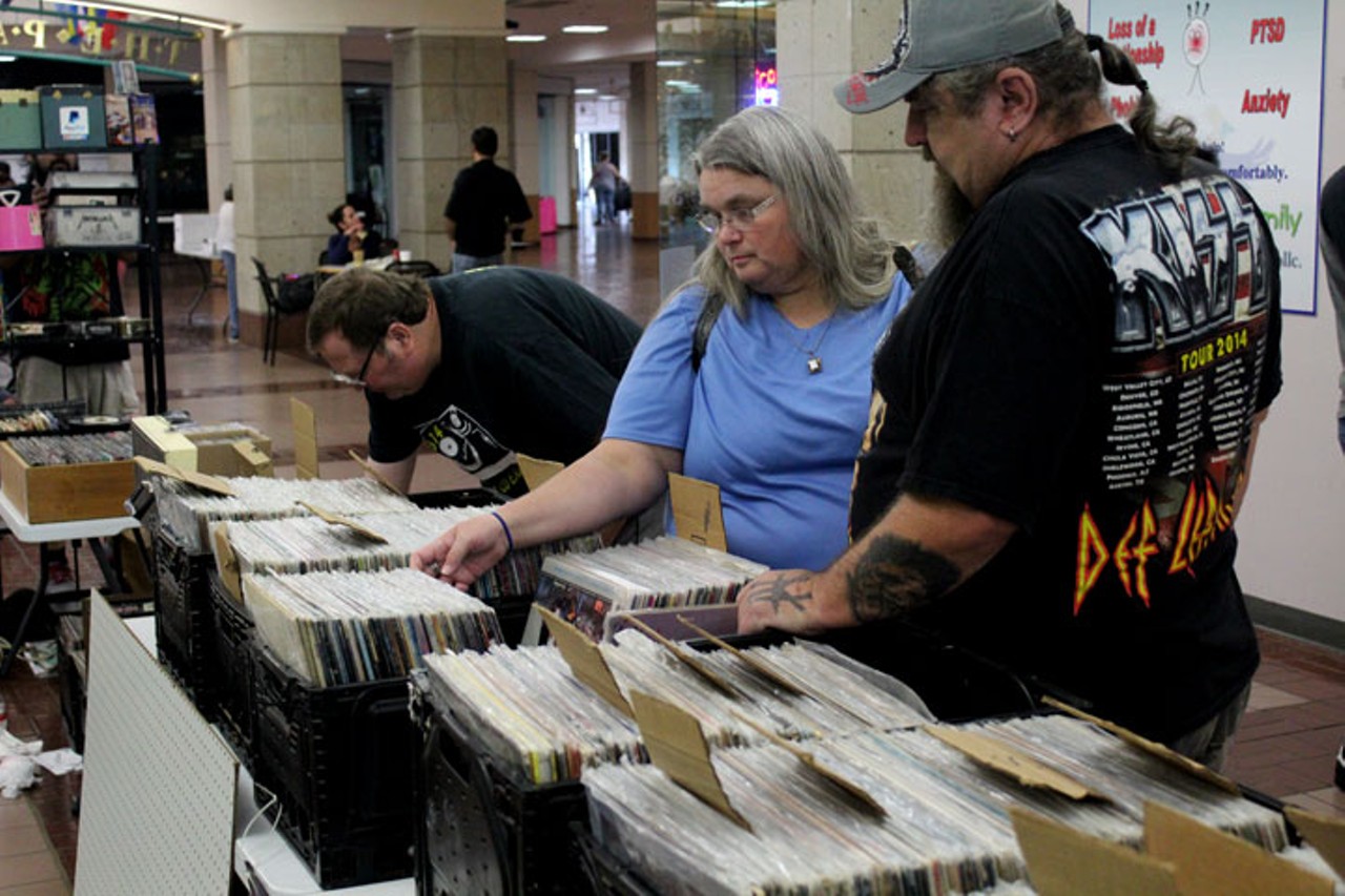 Sound on Wax Record Show Takes Over Wonderland