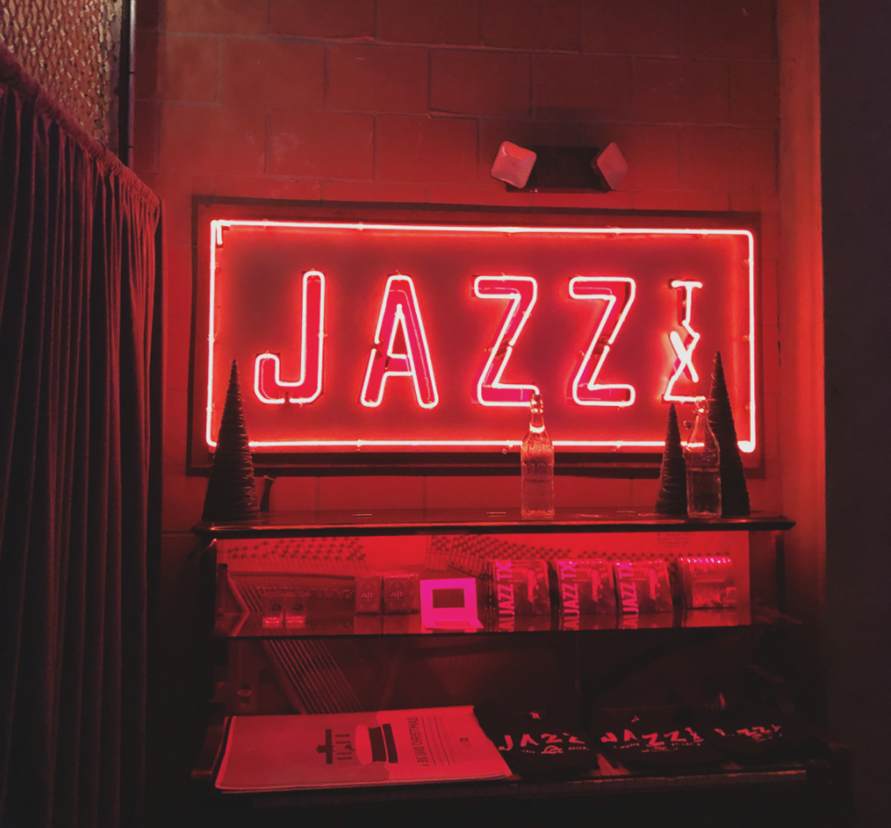 Jazz, TX
312 Pearl Pkwy., Building 6, (210) 332-9386, jazztx.com
Want cocktails and next-level jazz, salsa and country music? Find it at this downstairs bar owned by Brent “Doc” Watkins.
Photo via Instagram / leslie_brignac