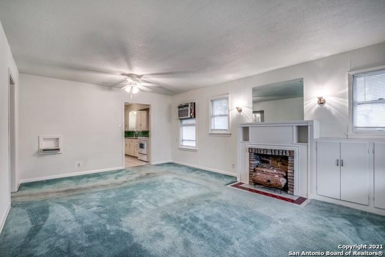 10 fixer-upper homes for sale right now inside San Antonio's Loop 410