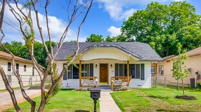 10 stylish houses for sale inside San Antonio's Loop 410 for $250,000 or less