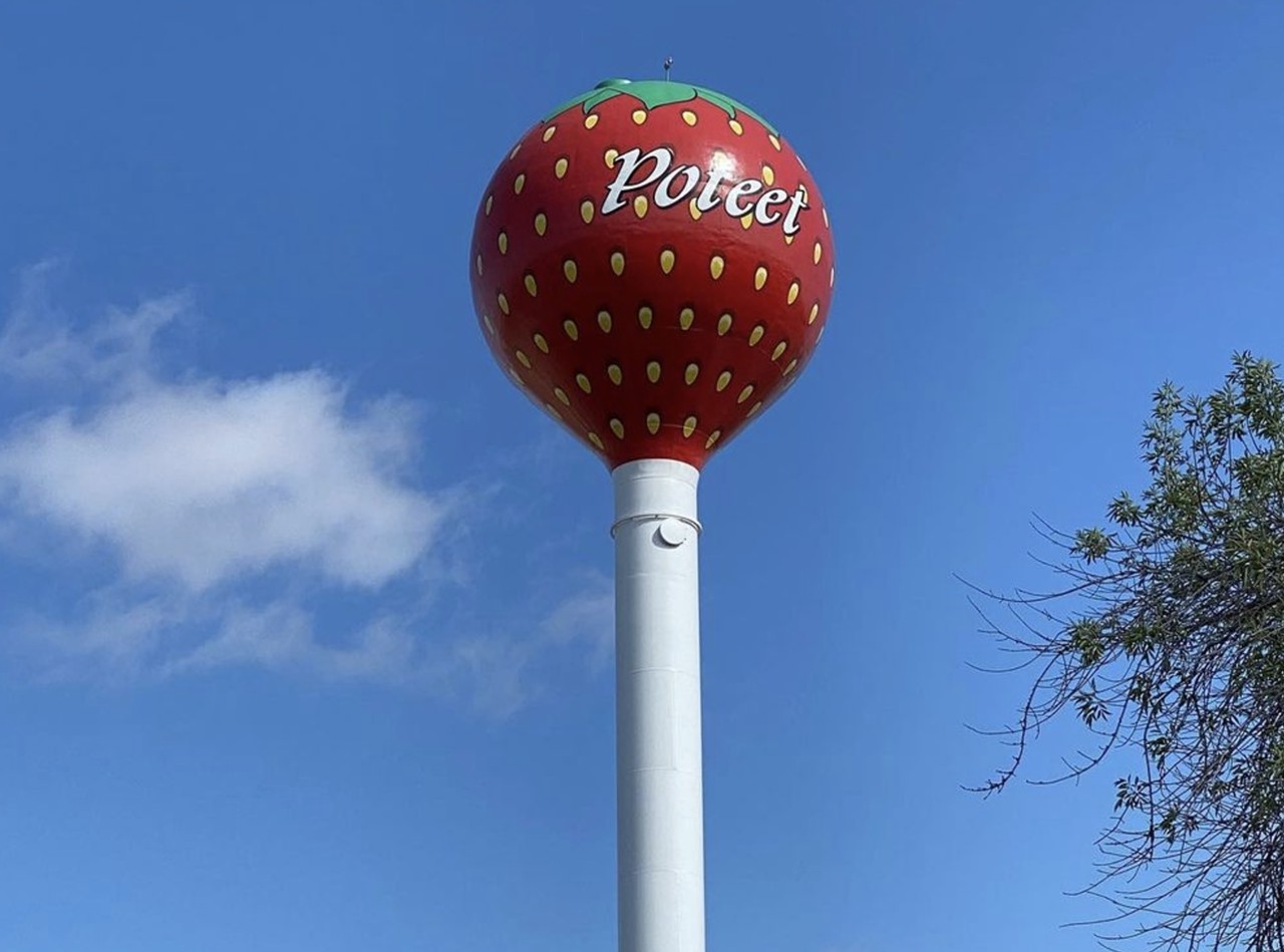 Strawberry Water Tower, Poteet
Junction of Betty Louise Drive and Pecan St., Poteet, roadsideamerica.com
A towering 130-foot strawberry can be seen along Highway 16 as cars approach Poteet, giving everyone a berry sweet welcome to the town. 
Photo via Instagram / bryan_in_texas