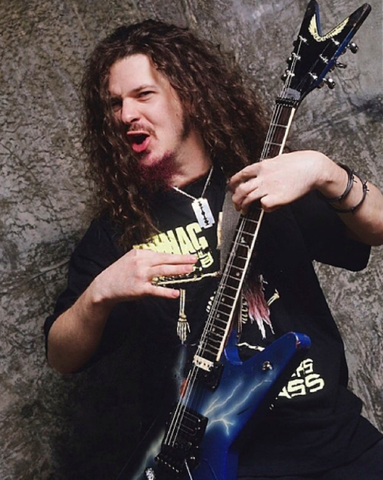 Darrell Lance “Dimebag” Abbott
The famous Dimebag Darrell from heavy metal bands Pantera and Damageplan is buried in Moore Gardens Memorial Cemetery in Arlington after being gunned down during a concert in 2004. A gunman burst into the venue and began shooting, striking the beloved musician. Legend has it that he was buried in an officially licensed KISS-themed casket. Pantera had an extremely successful musical career from their launch in the ‘80s all the way up to the early aughts.
Photo via Instagram / dimebagdarrell