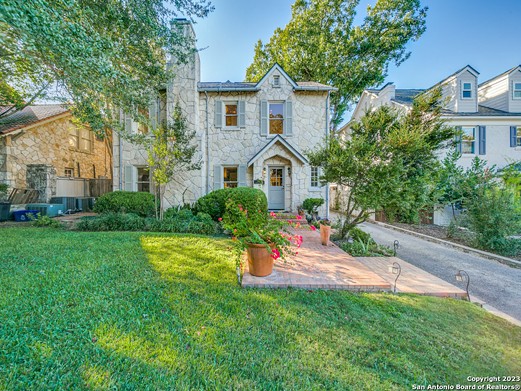 A 1934 stone-exterior home for sale in Olmos park has been owned by two doctors