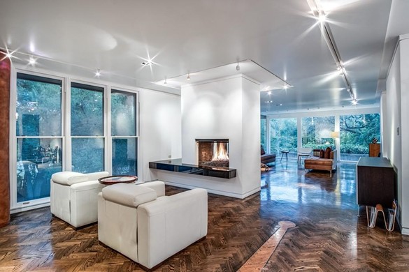 A midcentury home designed by the architect of San Antonio's Tower of the Americas is for sale
