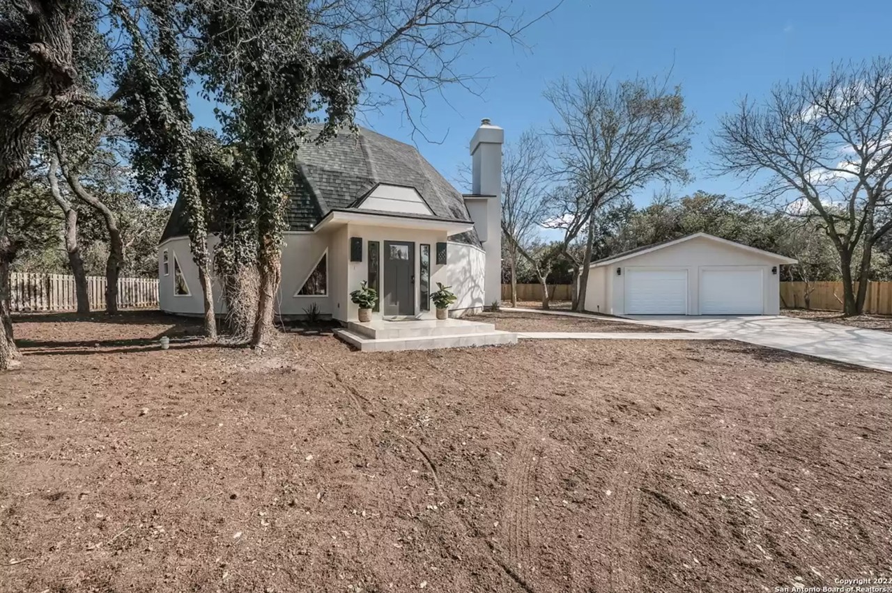 A renovated geodesic dome home is now for sale in Northwest San Antonio