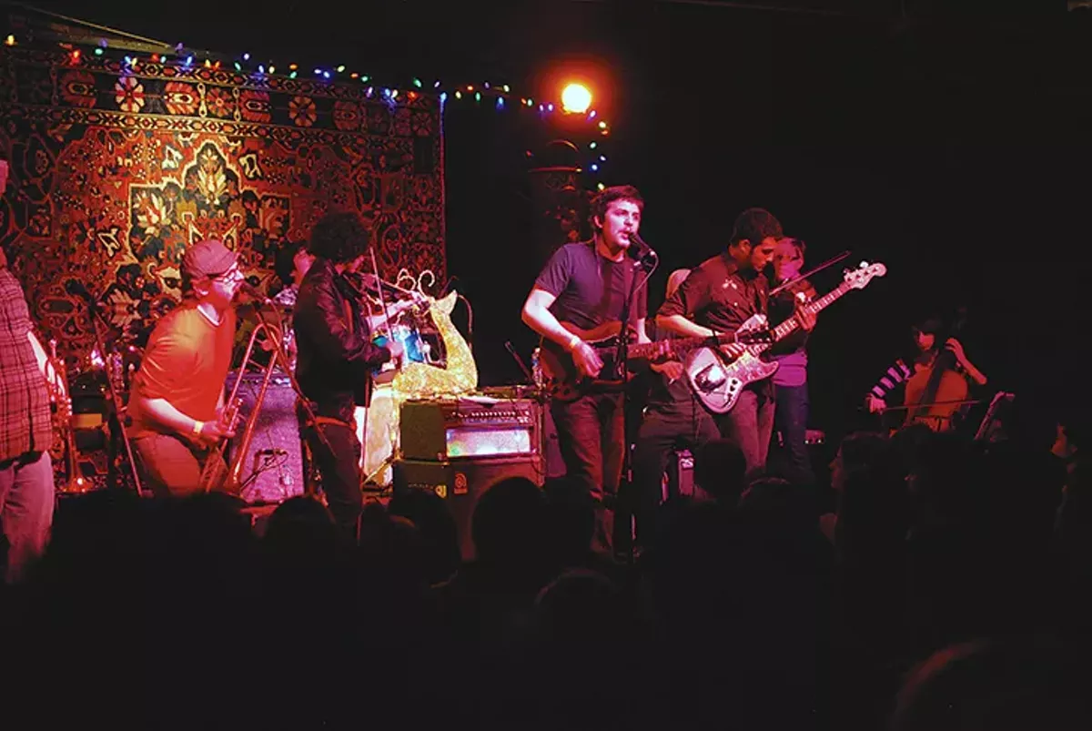 Deer Vibes performing at Sam&rsquo;s Burger Joint