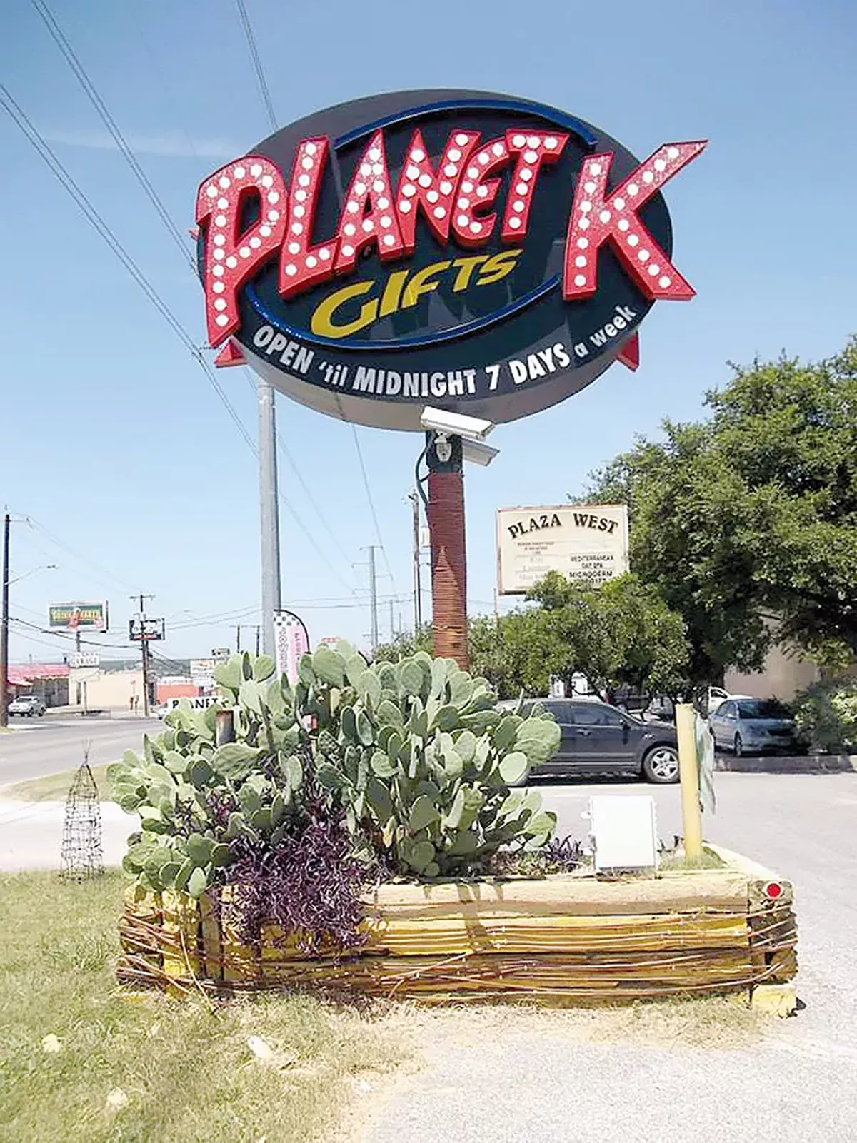 Image: Best Smoke Shop