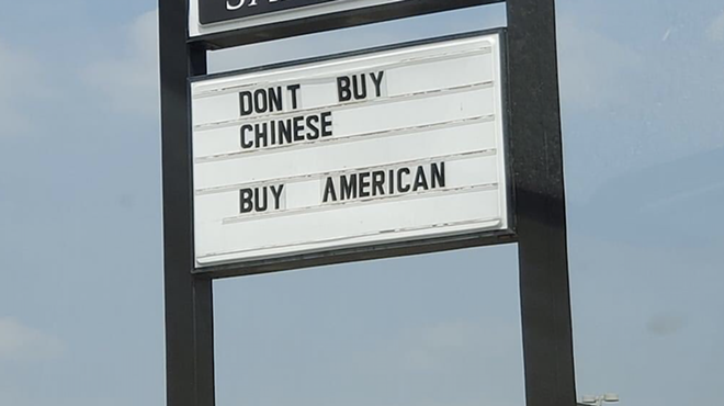 Chester's Hamburgers Posts Problematic Anti-China Message on Restaurant Sign (2)