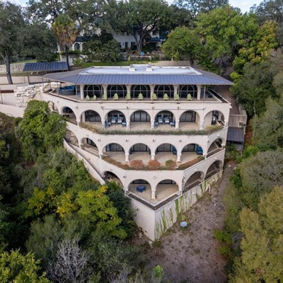 Disgraced San Antonio lawyer Chris Pettit's coliseum-style home still on the market