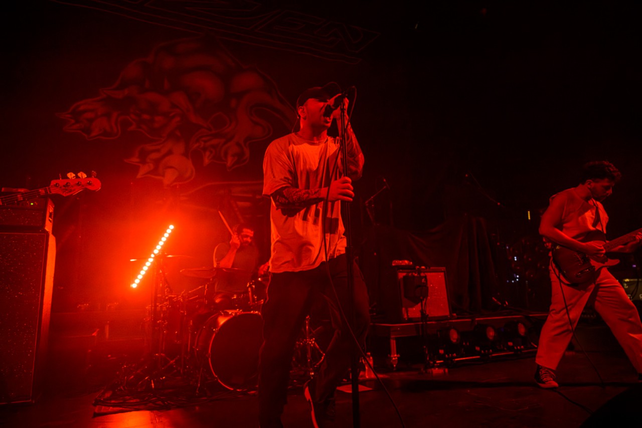 Everything we saw as Taking Back Sunday brought its emo sounds to San Antonio's Aztec Theatre