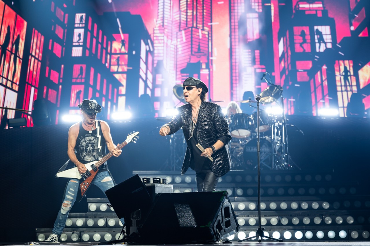 Everything we saw as the Scorpions rocked San Antonio — like a hurricane, of course