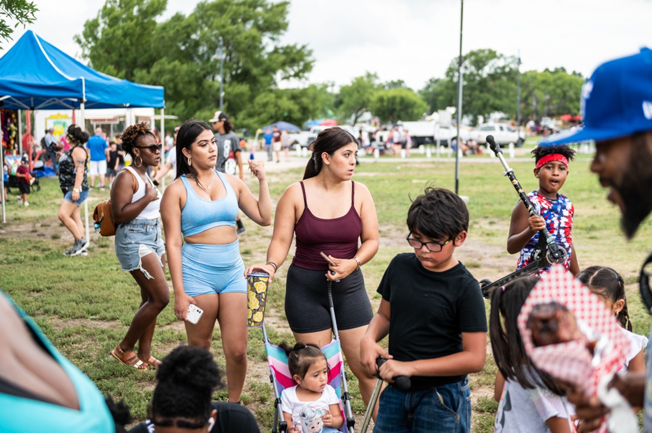 Everything we saw at the Fourth of July celebration at San Antonio's Woodlawn Lake