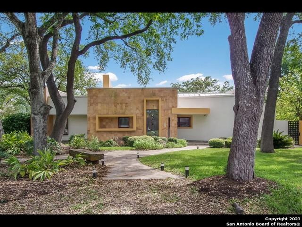 Five stylish Mid-Century Modern homes for sale in San Antonio for $450,000 or less