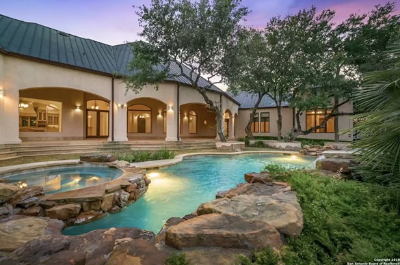 Former San Antonio Spurs player LaMarcus Aldridge's one-time home is back on the market